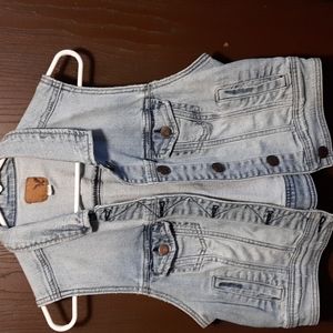 American Eagle Jean Vest